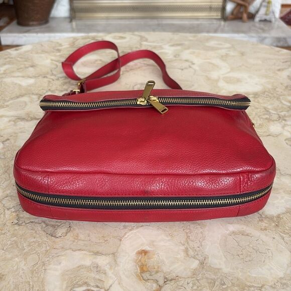 FOSSIL Preston Red Leather Expandable Crossbody Shoulder Bag - Picture 7 of 15